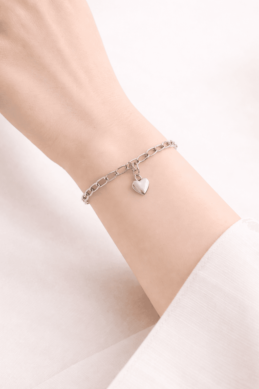 Silver Heart Charm Chain Bracelet